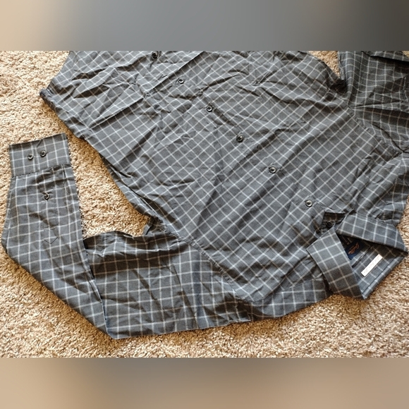 Good Man Brand Long Sleeve Button Down Shirt NWOT - Picture 4 of 7